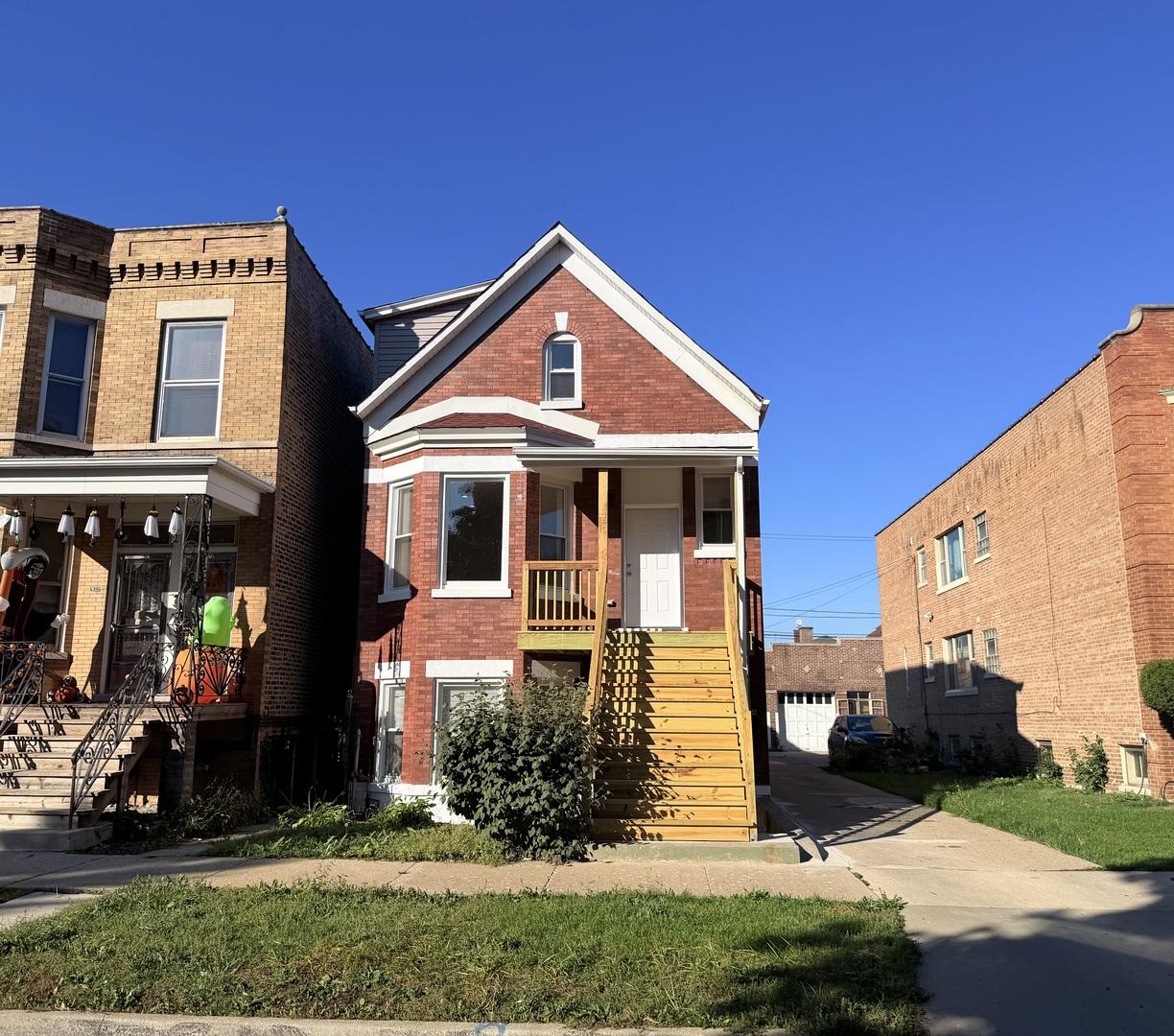 4426 S Albany Ave., Chicago, IL 60632