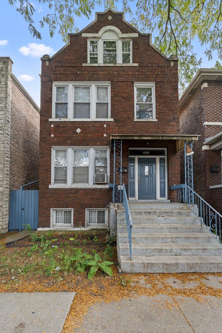 4609 S Rockwell St., Chicago, IL 60632