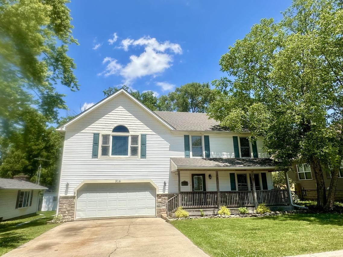 516 Whelan St., Lockport, IL 60441