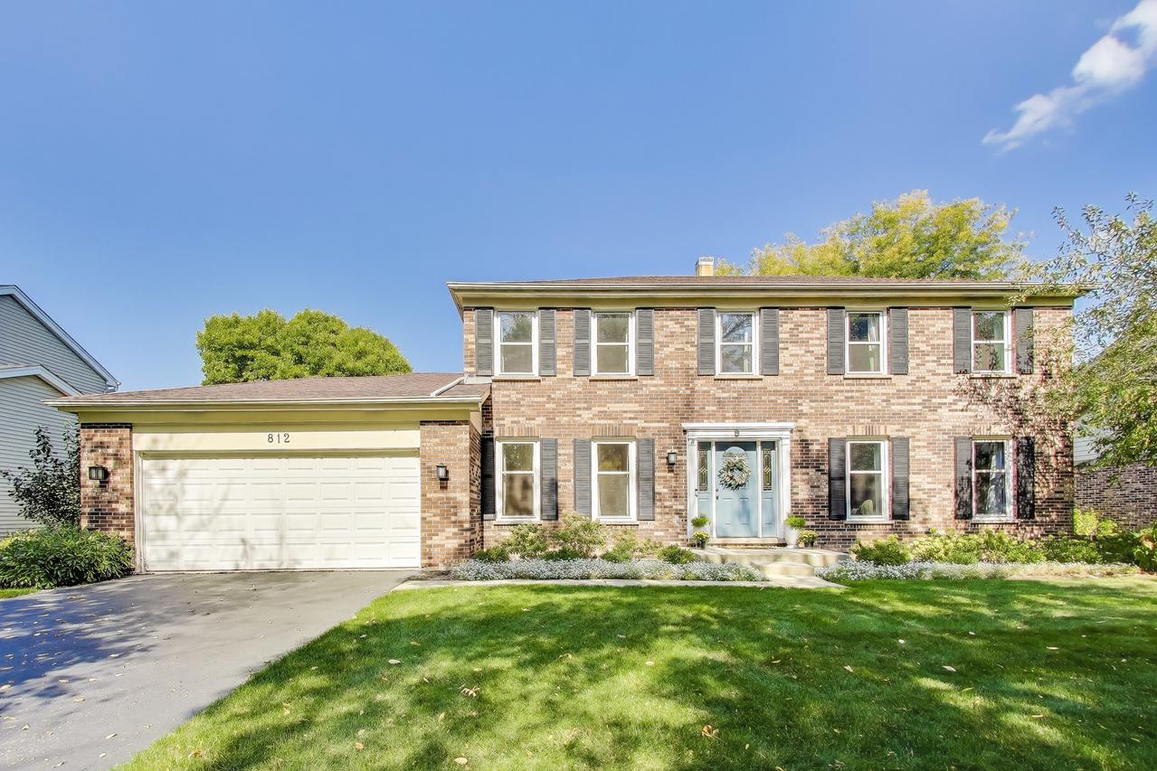 812 W Whiting Ln., Arlington Heights, IL 60004