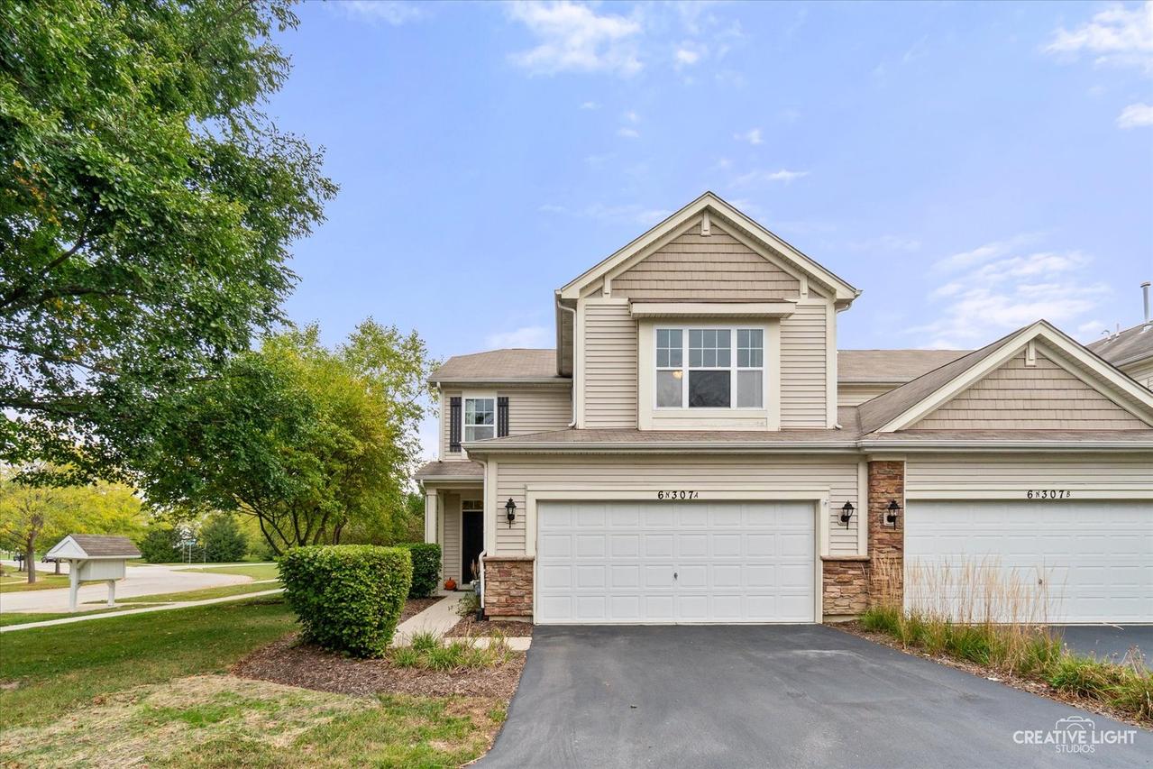 6N307 Whitmore Cir. #A, St. Charles, IL 60174