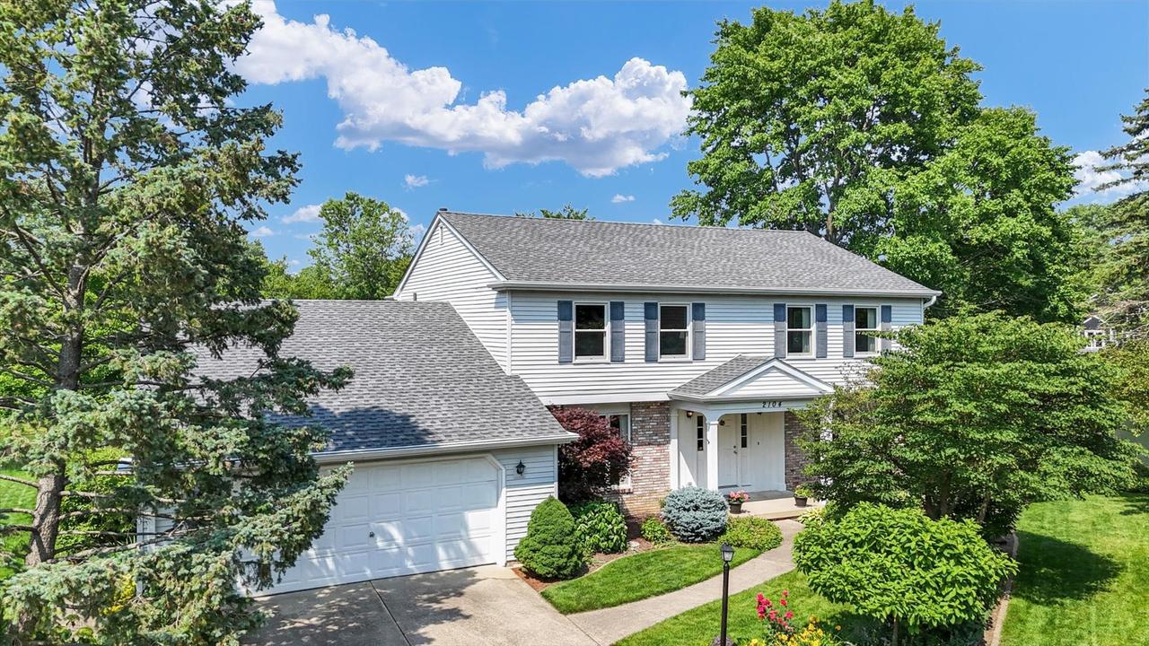 2104 Georgetown Cir., Champaign, IL 61821