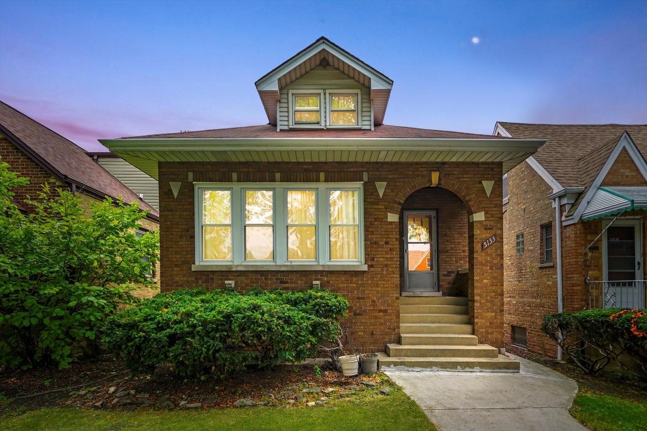 5133 N Marmora Ave., Chicago, IL 60630
