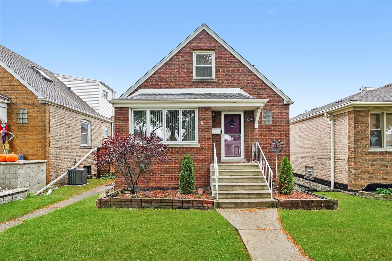 5250 S Nagle Ave., Chicago, IL 60638