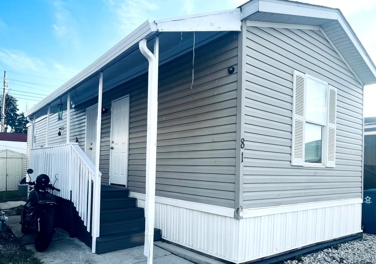 9001 S Cicero Ave. #81, Oak Lawn, IL 60453