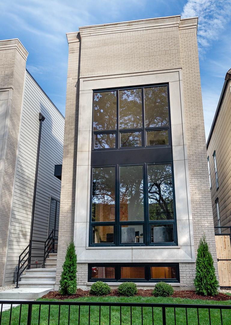 1416 W Warner Ave., Chicago, IL 60613