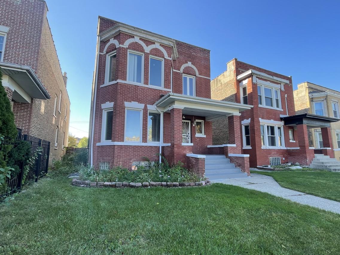 5005 W West End Ave., Chicago, IL 60644