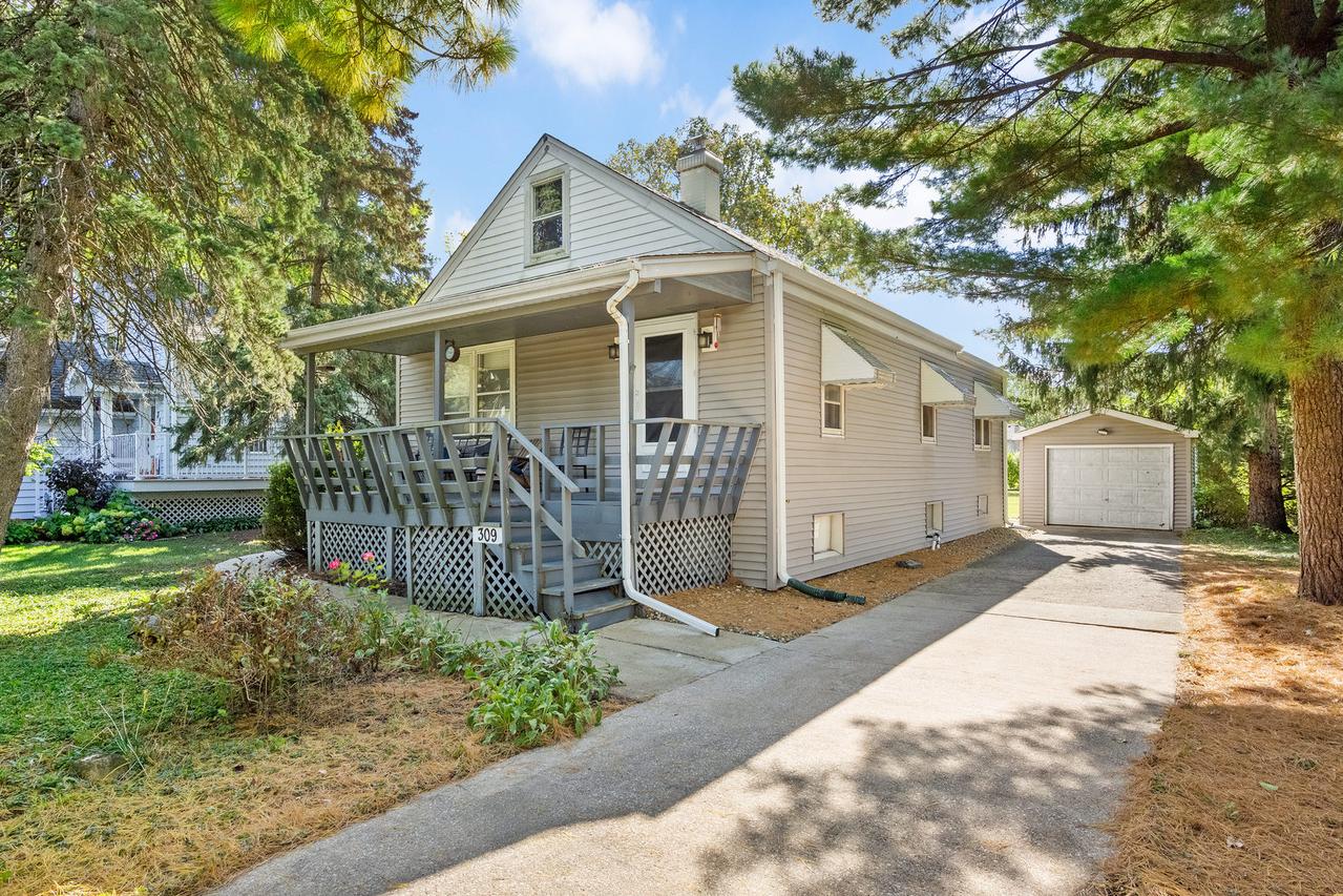 309 E Naperville Rd., Westmont, IL 60559