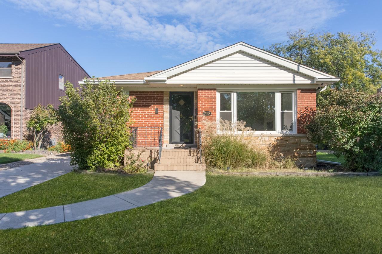7018 W Birchwood Ave., Niles, IL 60714