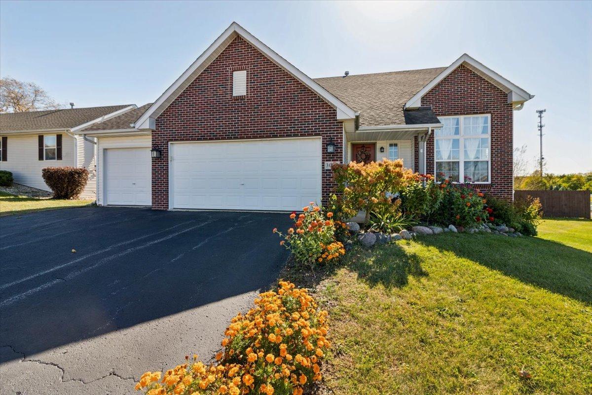 3009 Stralow Ln., Machesney Park, IL 61115