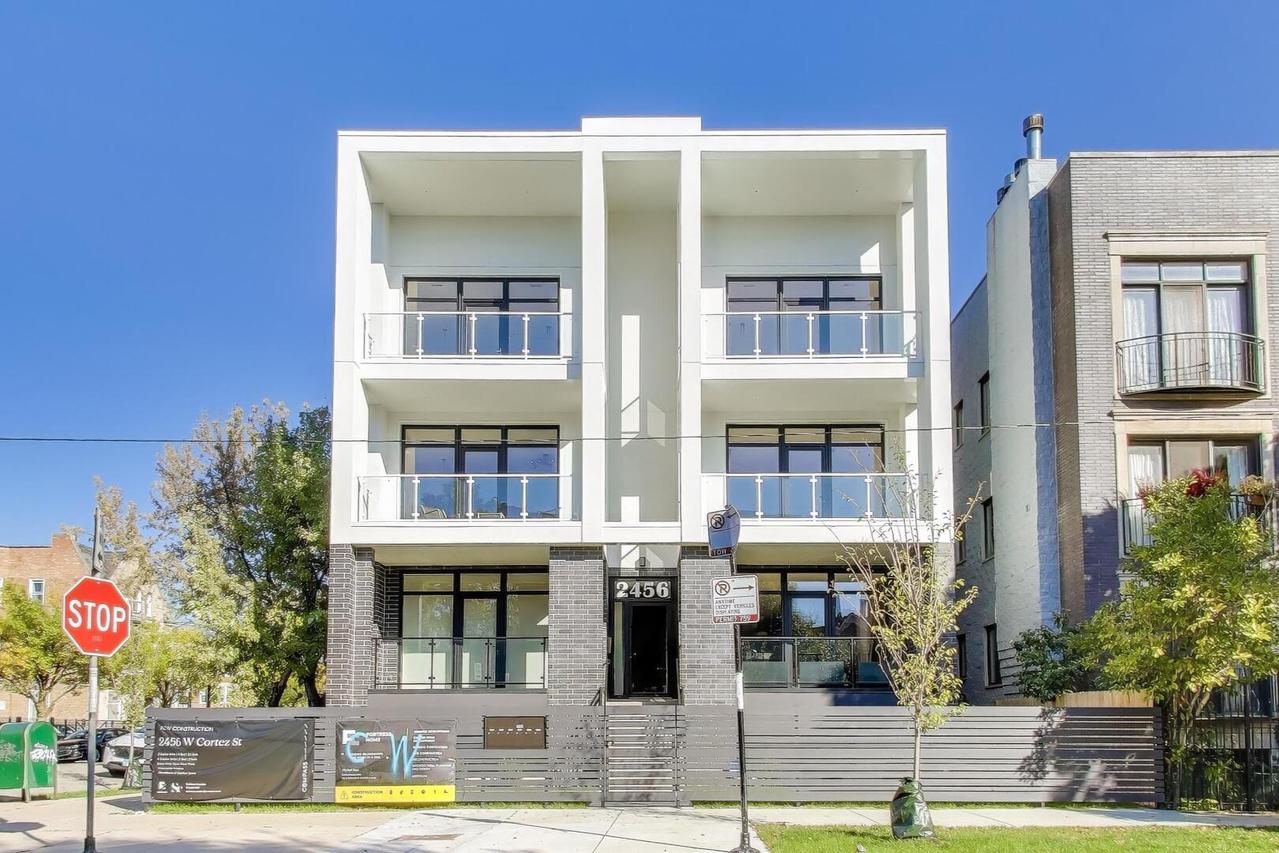 2456 W Cortez St. #2E, Chicago, IL 60622