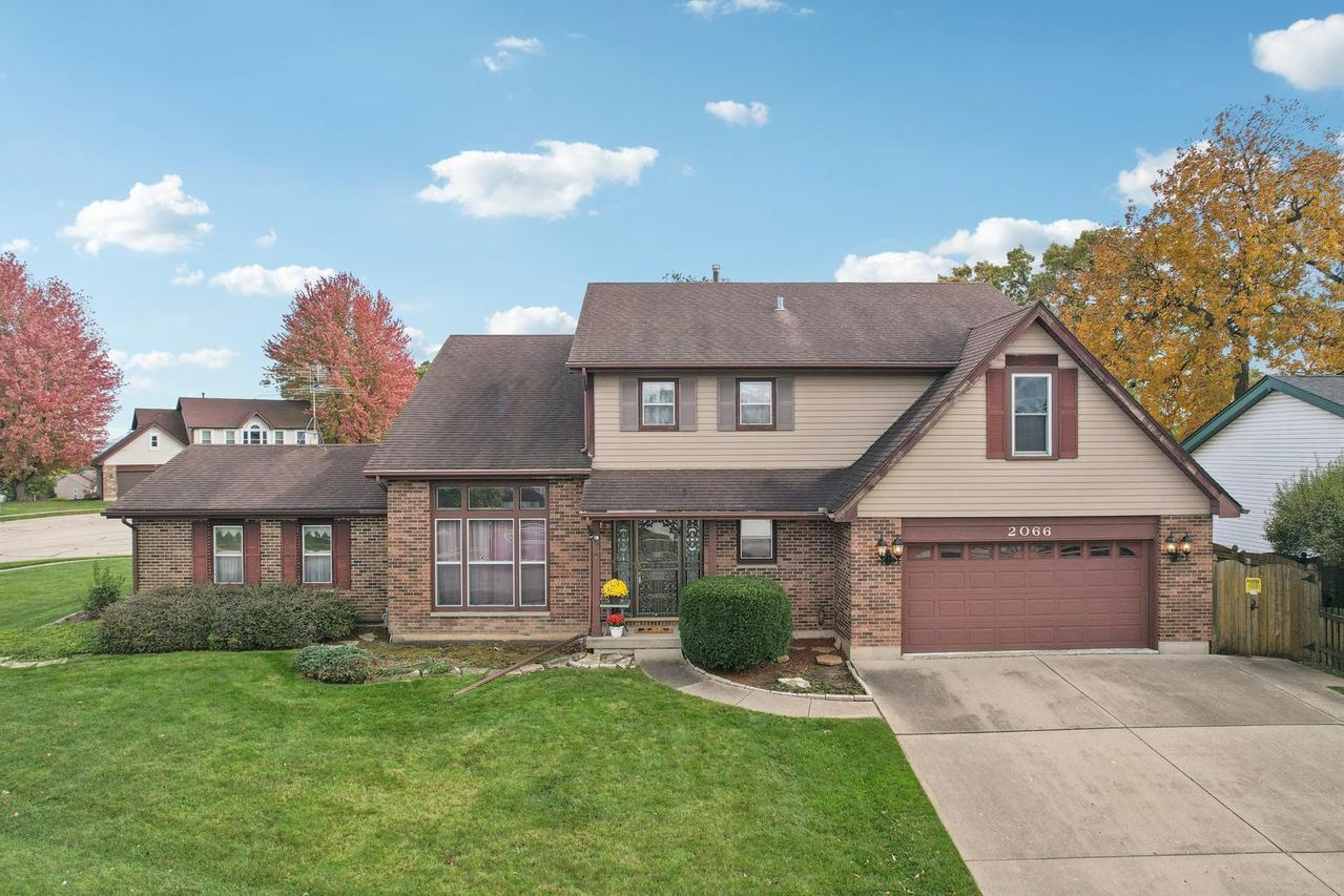 2066 Oaktree Tr., Lake Villa, IL 60046