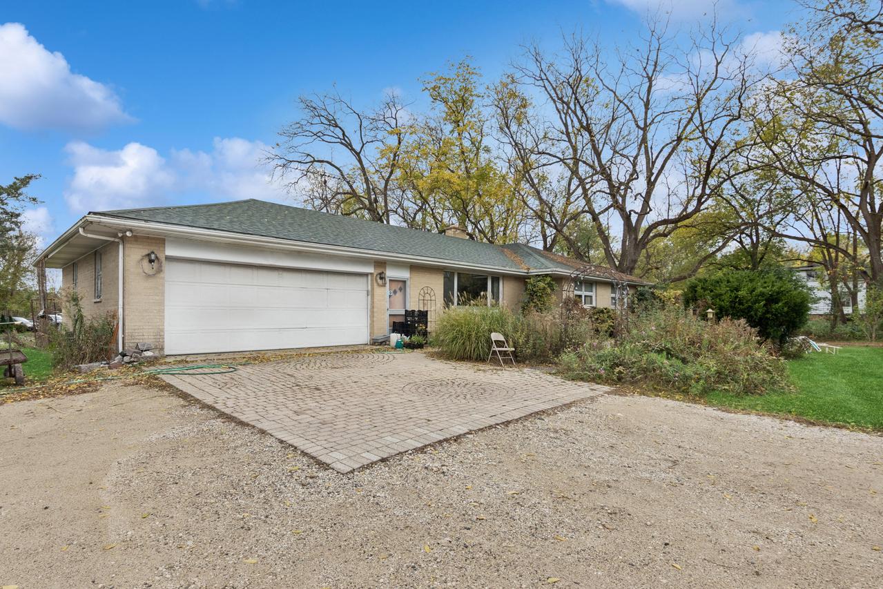 23520 N Old Mchenry Rd., Lake Zurich, IL 60047