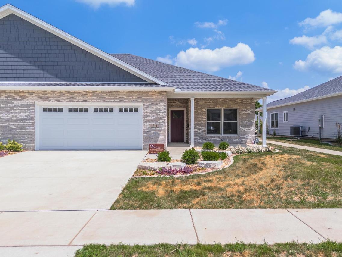 514 S 6th St., Fairbury, IL 61739