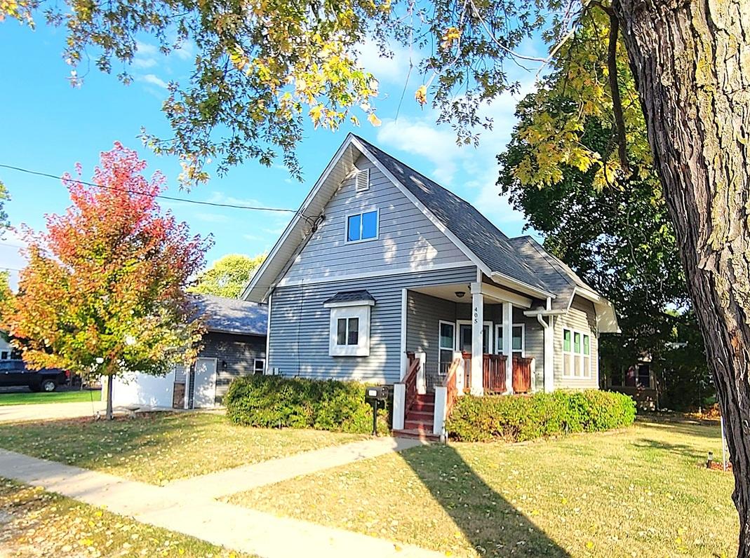 405 N Center St., Plano, IL 60545