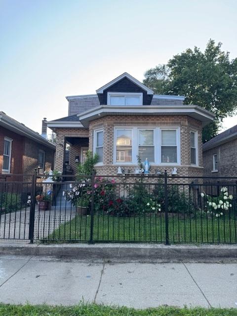 6922 S Campbell Ave., Chicago, IL 60629
