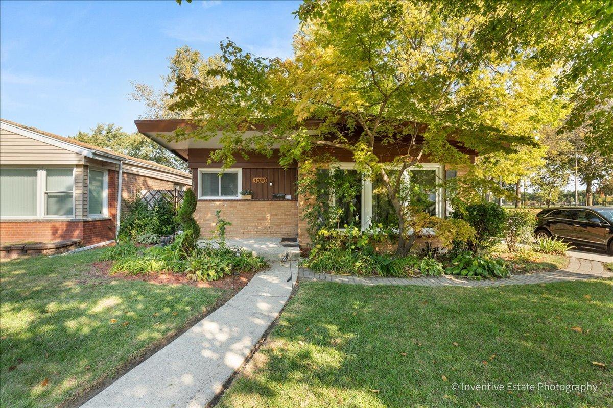 3030 W 85th St., Chicago, IL 60652