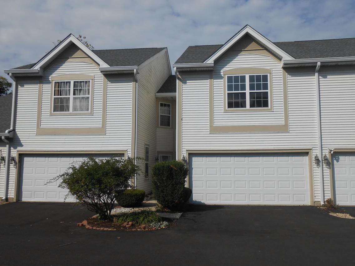 676 Morris Ct., Lakemoor, IL 60051