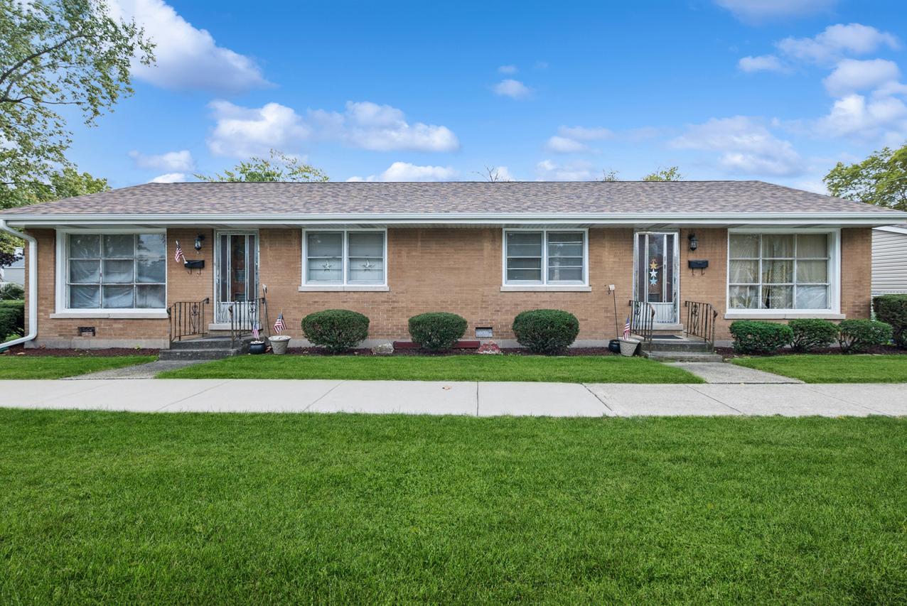 11900 Ann St., Blue Island, IL 60406