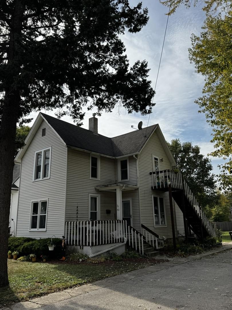 40 S Walkup Ave., Crystal Lake, IL 60014