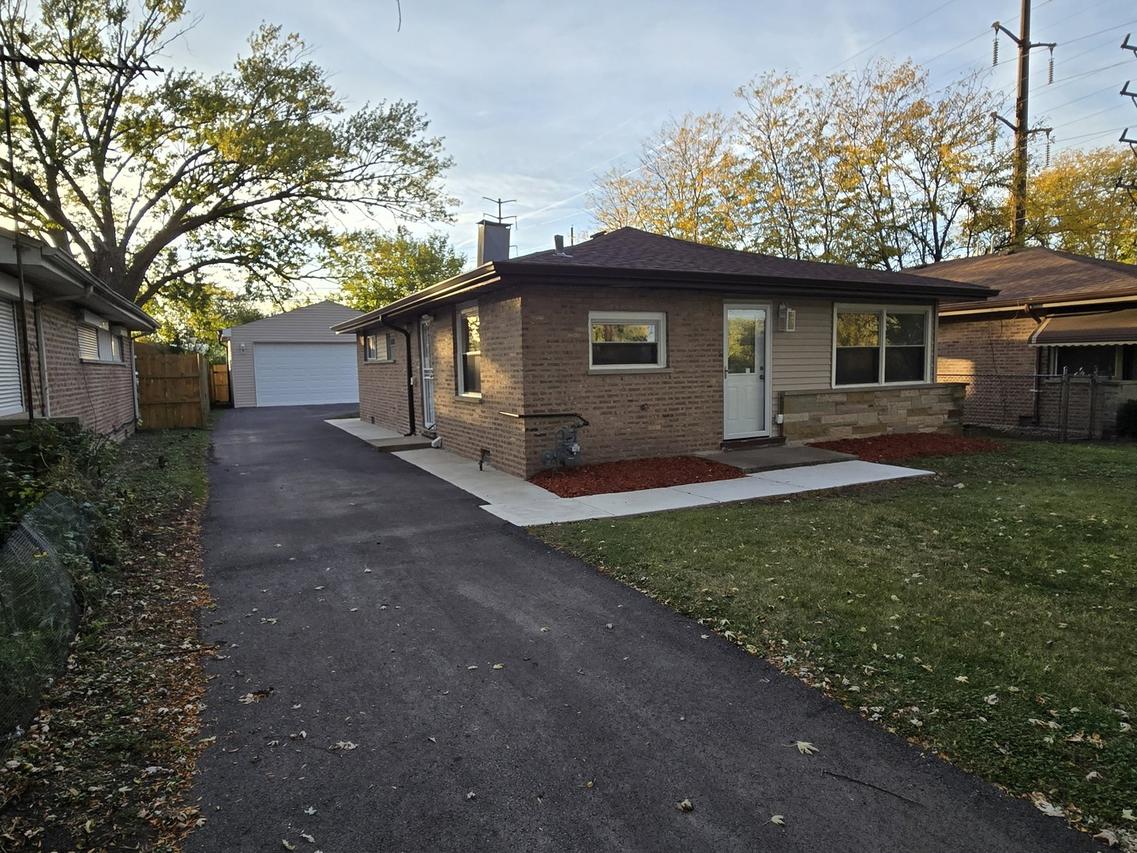 16118 Paulina St., Markham, IL 60428