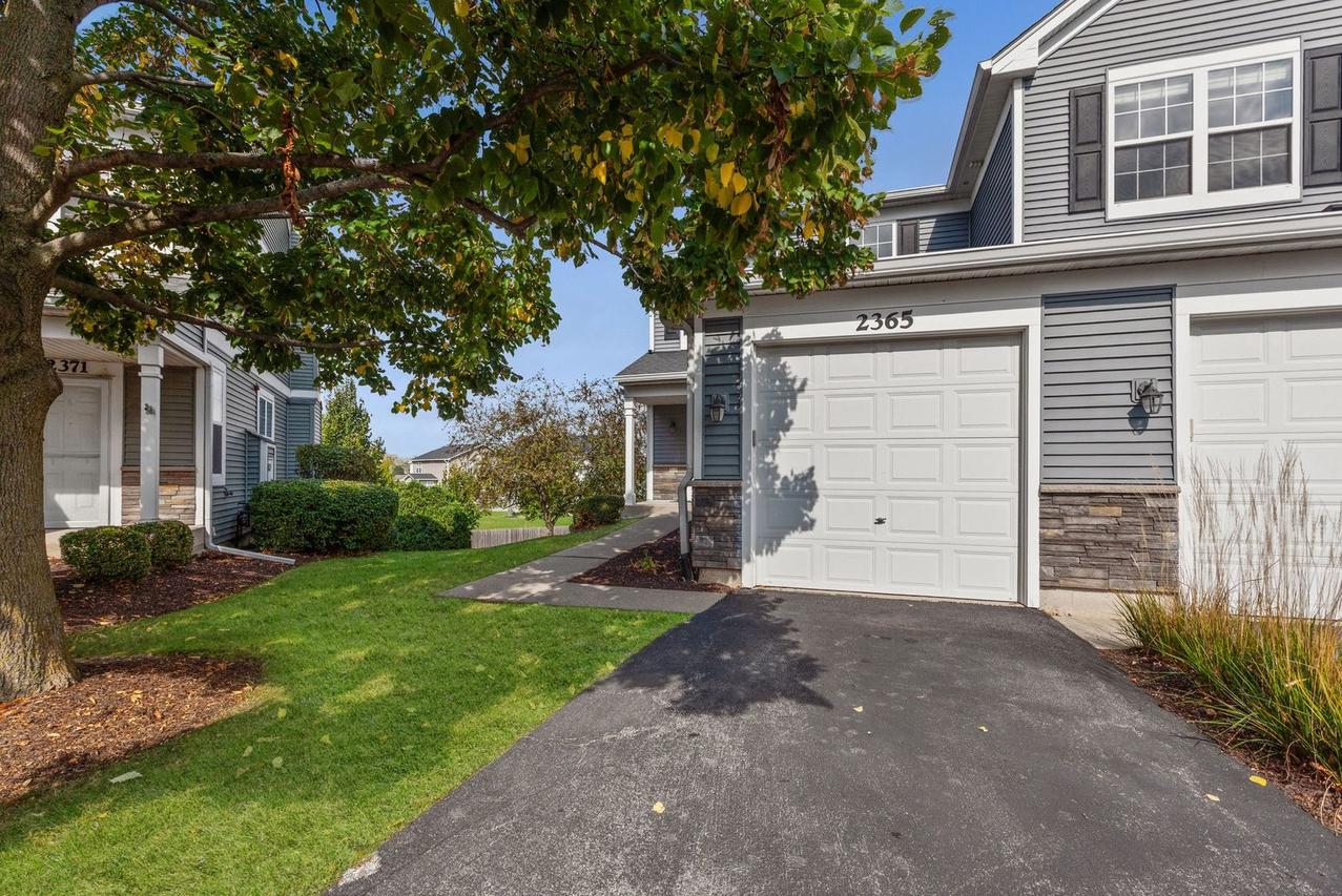 2365 Overlook Ct., Naperville, IL 60563