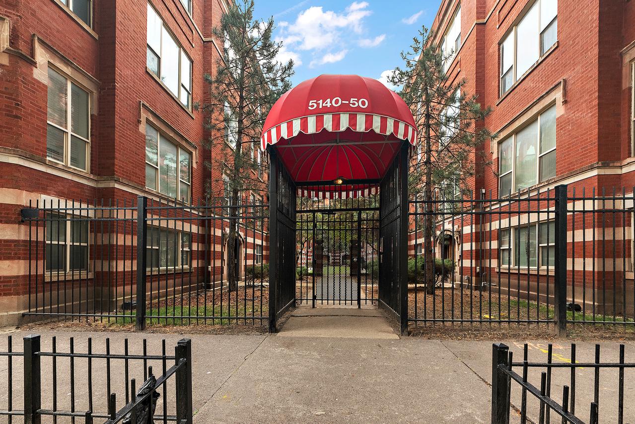 5150 S King Dr. #2A, Chicago, IL 60615