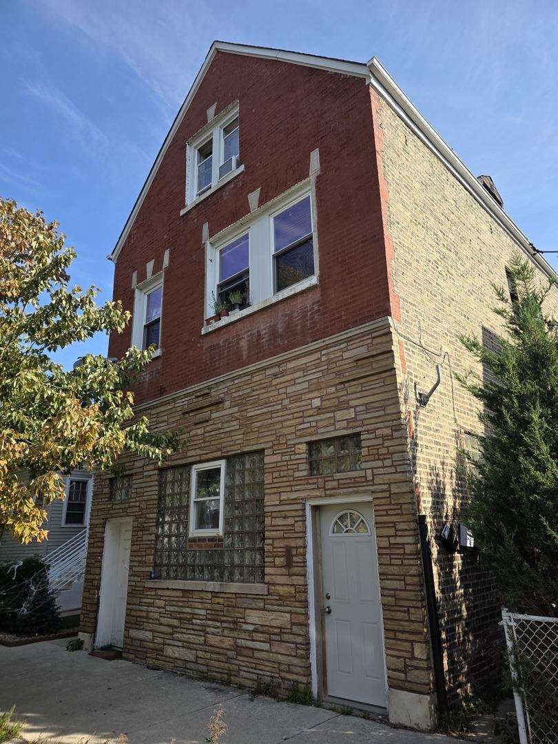 1515 S 49th Ave., Cicero, IL 60804