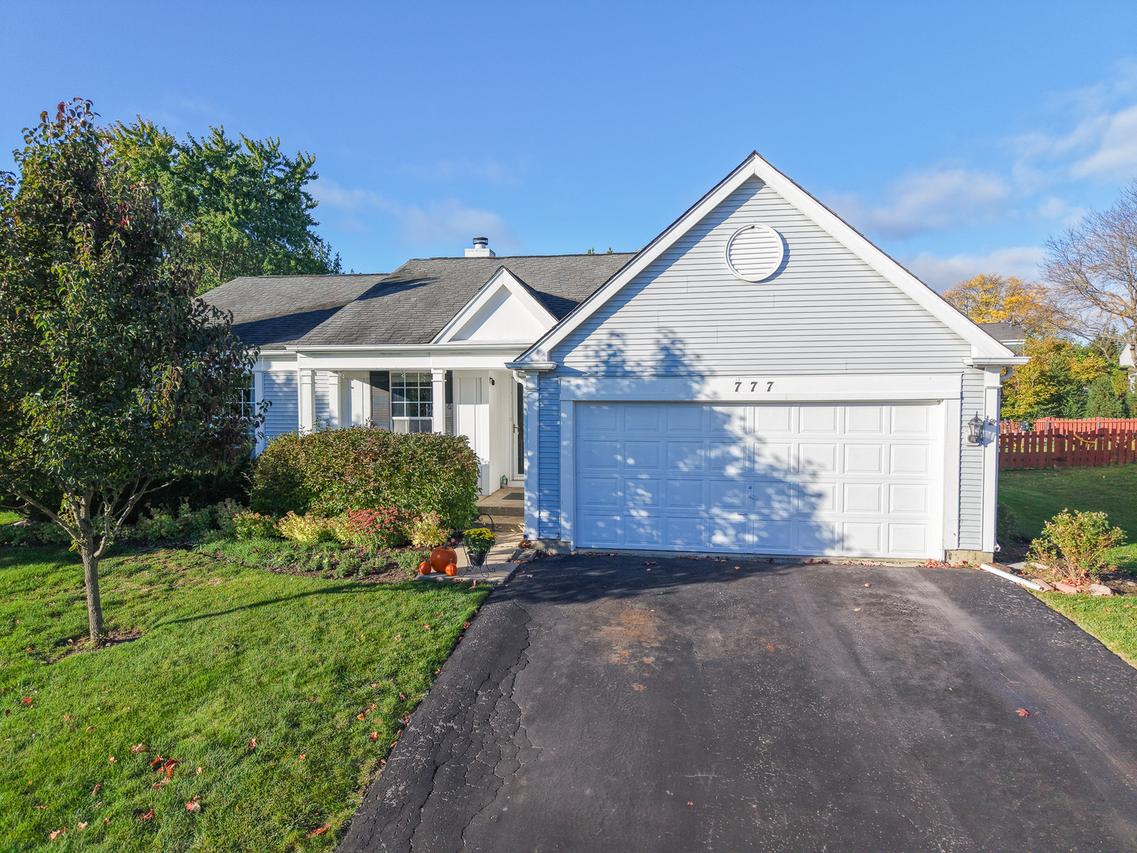777 Edelweiss Dr., Lake Zurich, IL 60047