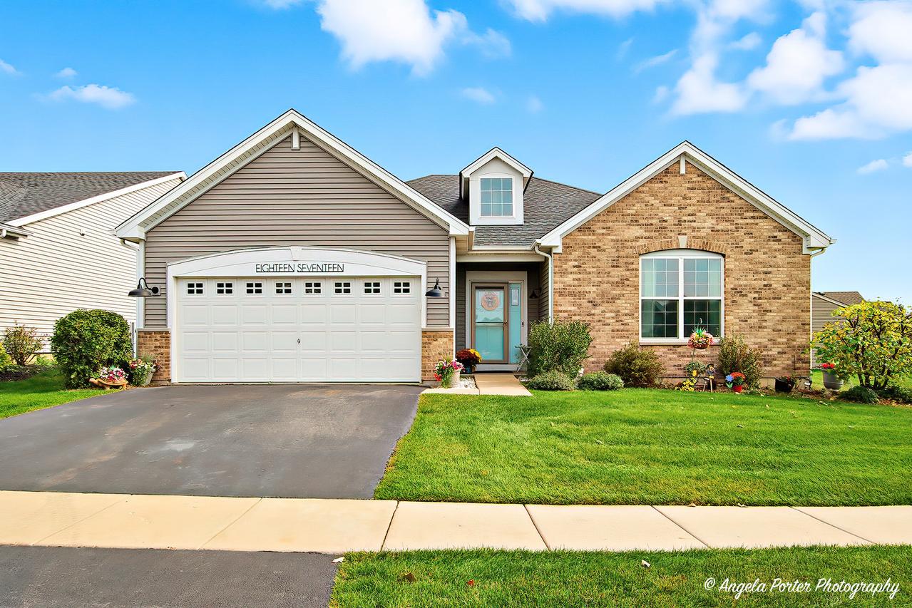 1817 Alta Dr., Volo, IL 60020