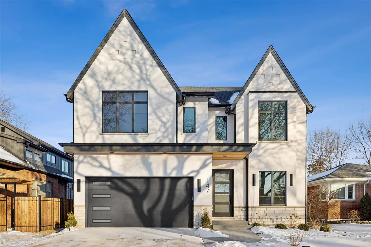 147 N Myrtle Ave., Elmhurst, IL 60126