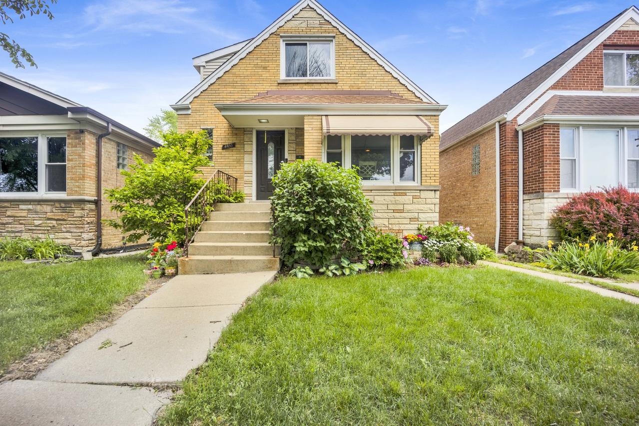 4433 N Narragansett Ave., Chicago, IL 60630