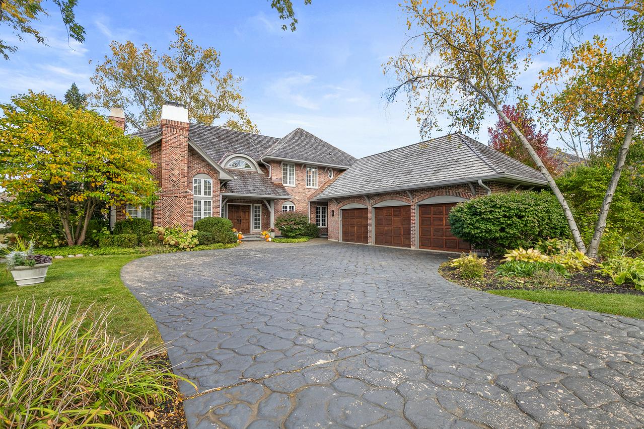 1296 Kajer Ln., Lake Forest, IL 60045