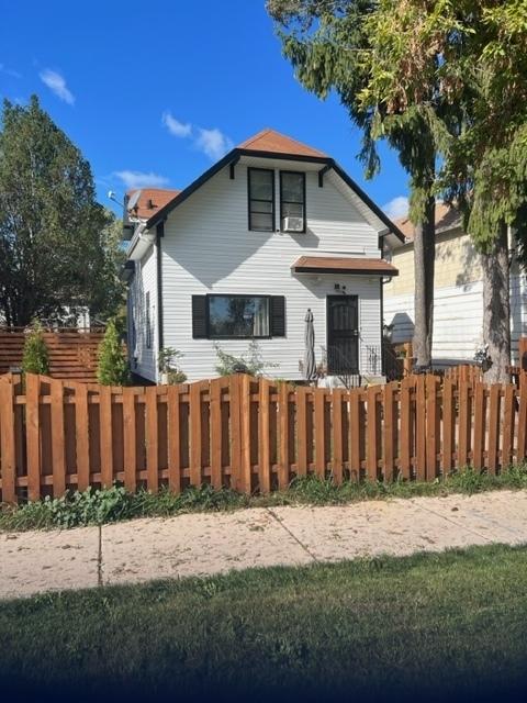 2218 Kristan Ave., North Chicago, IL 60064