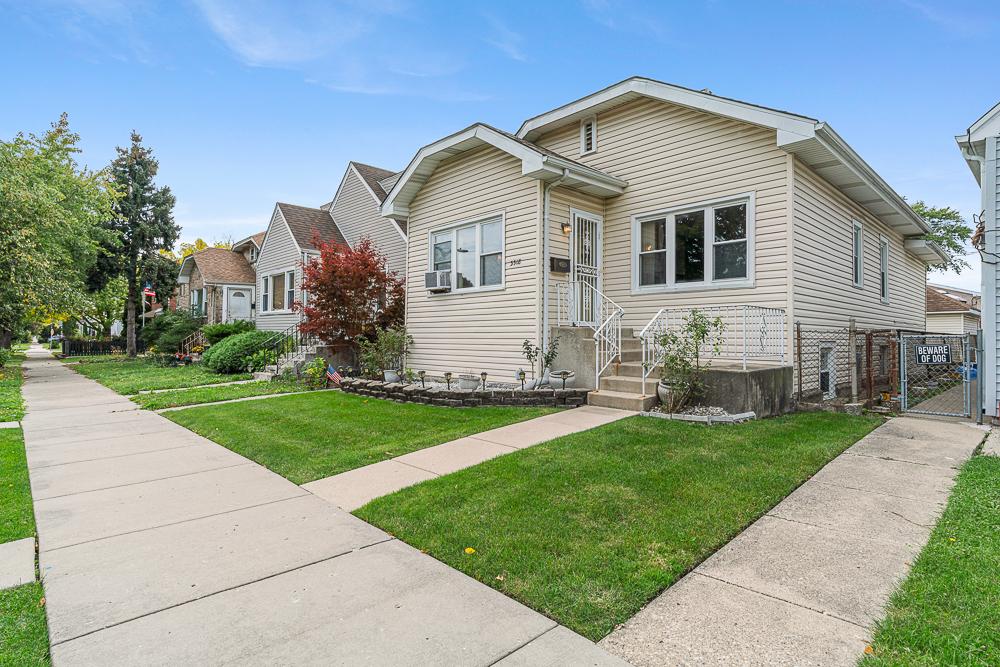 3518 N Odell Ave., Chicago, IL 60634