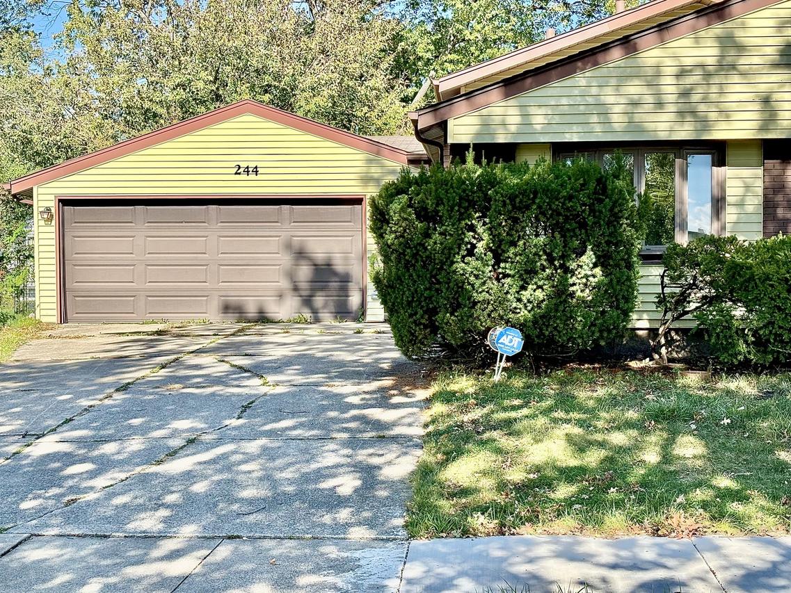 244 Thomas St., Park Forest, IL 60466