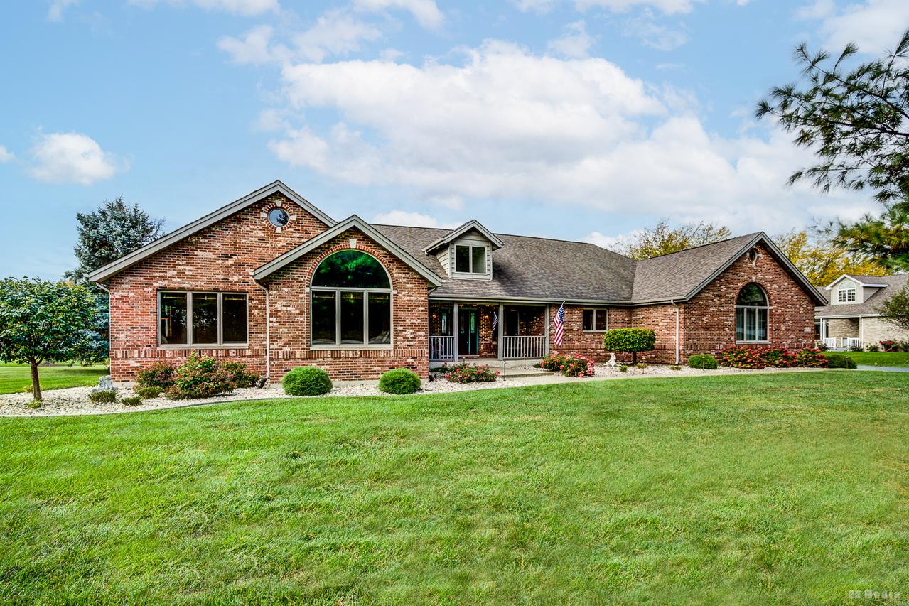 26002 S Cambridge Dr., Crete, IL 60417