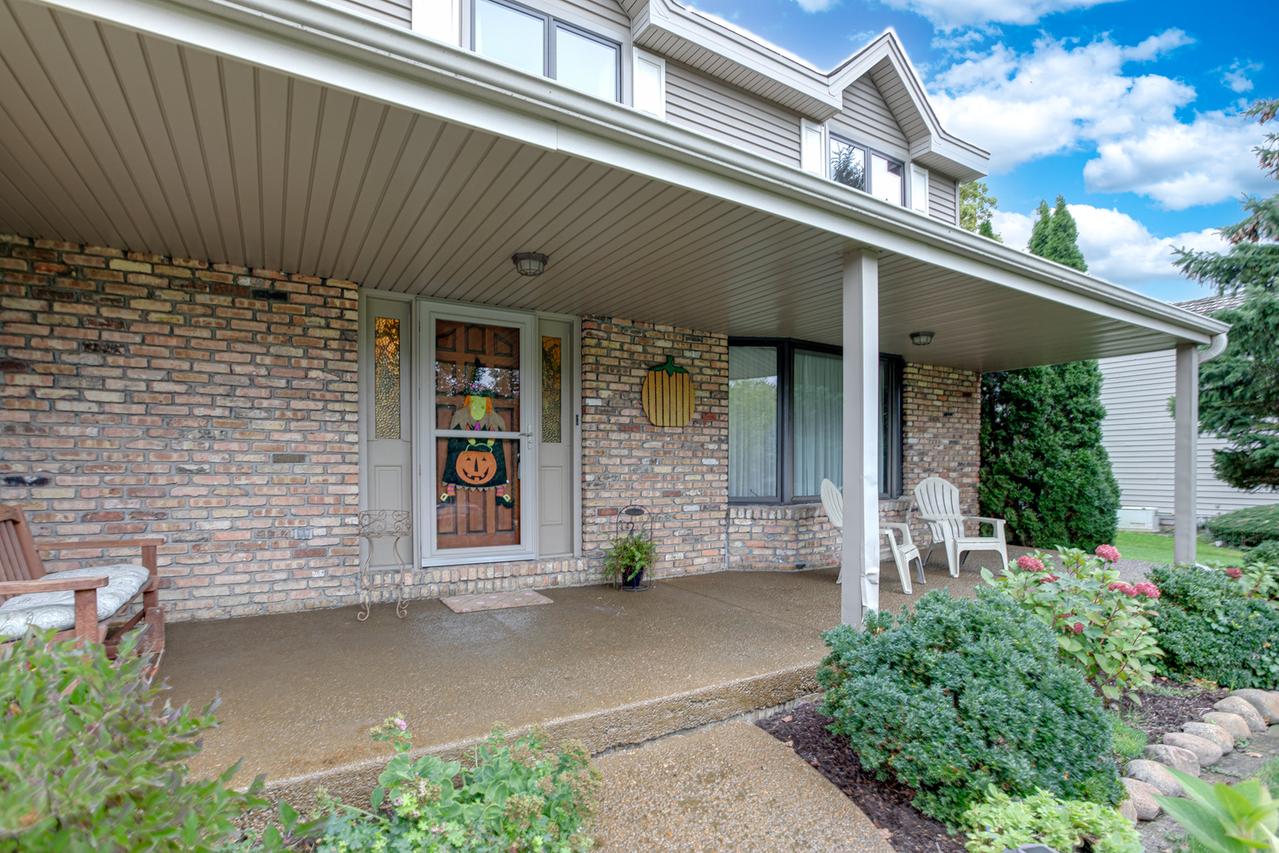N675 Herrick Dr., Wheaton, IL 60187