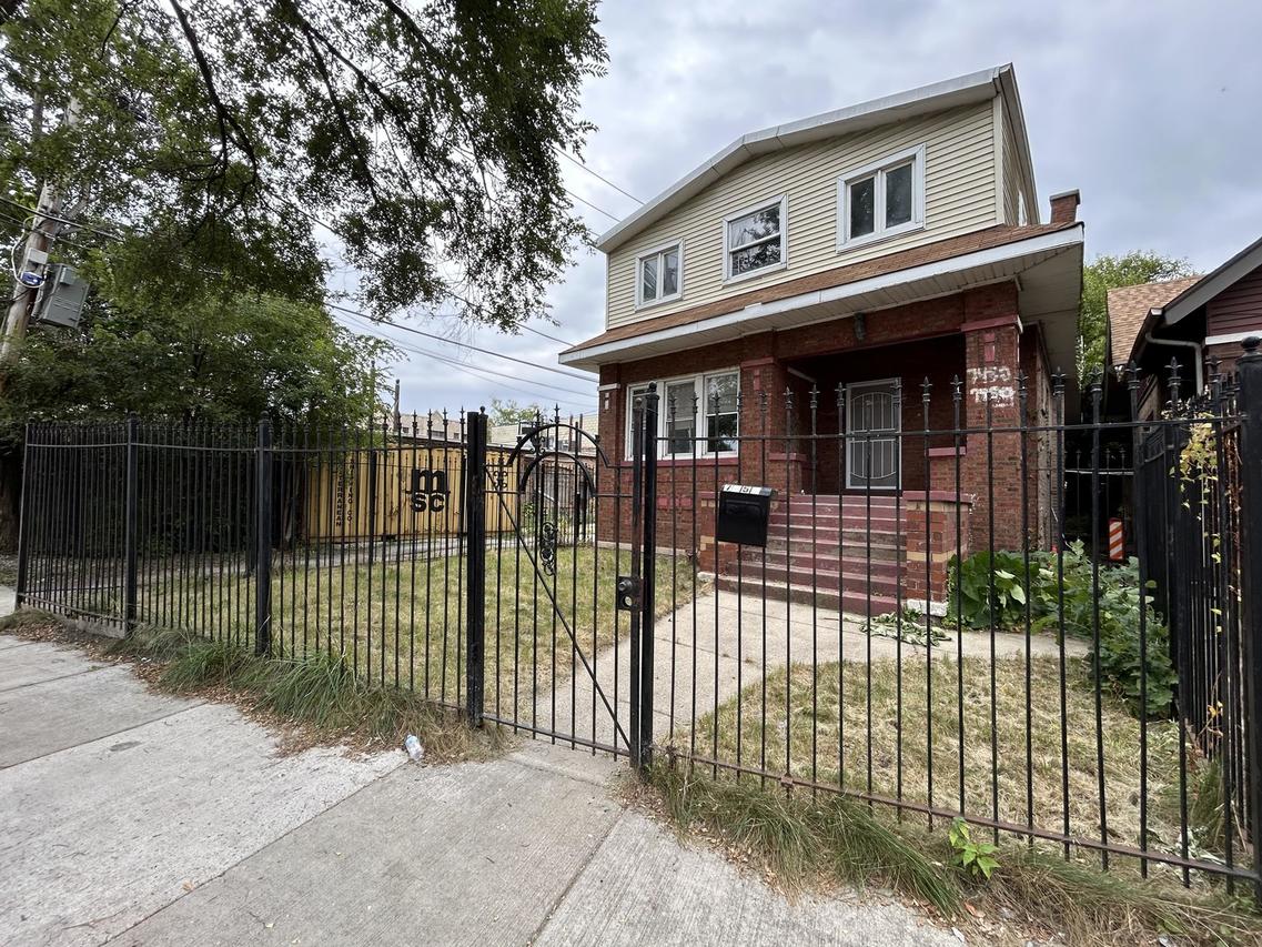 7450 S Colfax Ave., Chicago, IL 60649