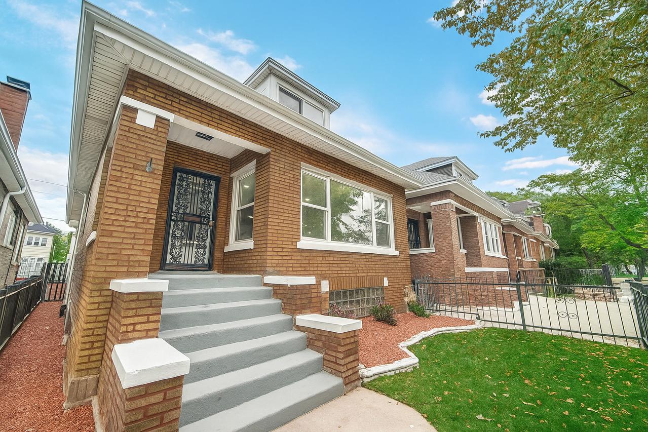 6741 S Maplewood Ave., Chicago, IL 60629