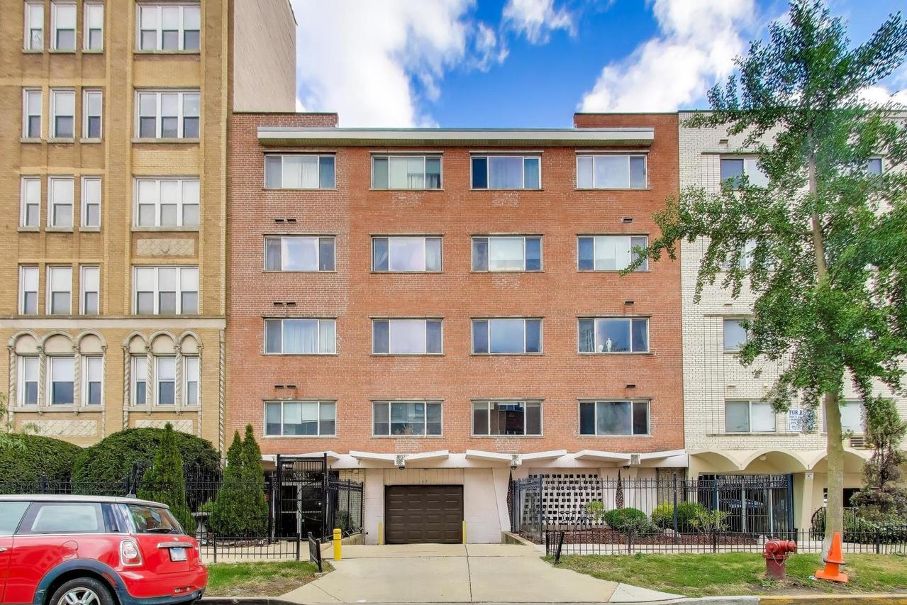 5953 N Kenmore Ave. #404, Chicago, IL 60660