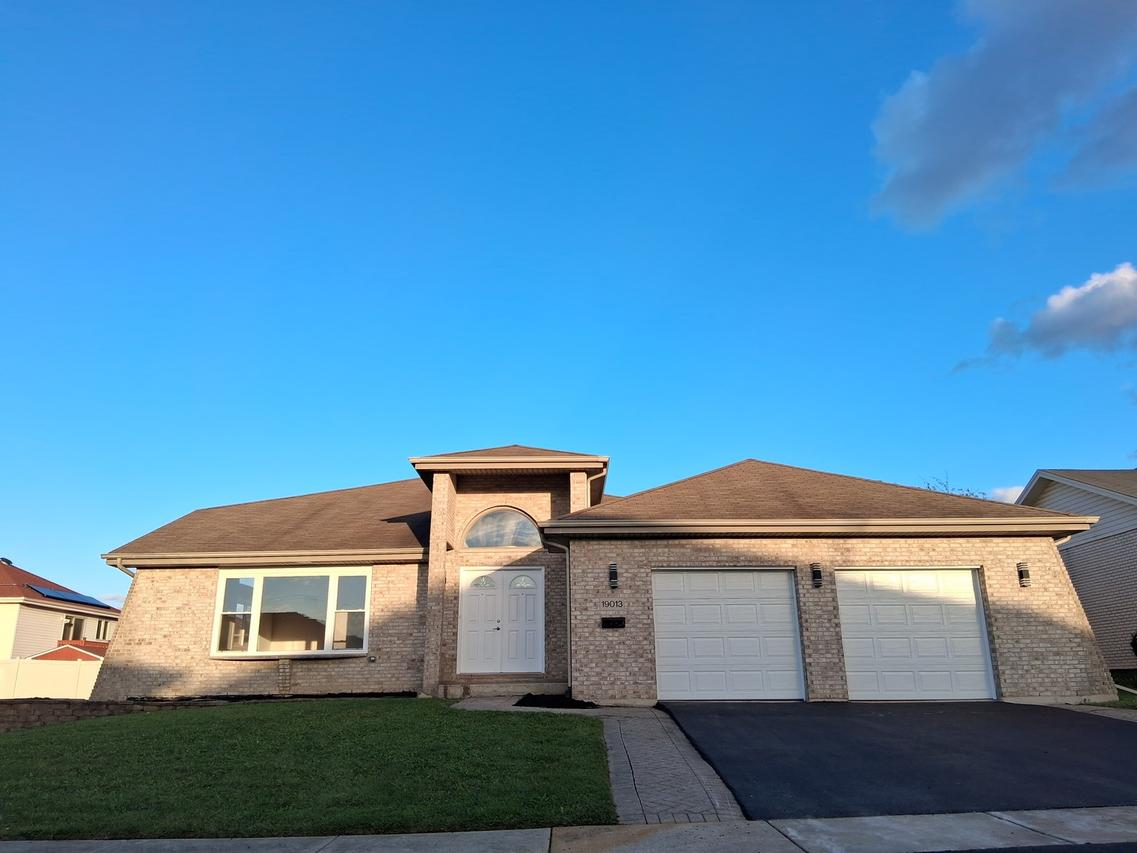 19013 Amlin Ln., Country Club Hills, IL 60478