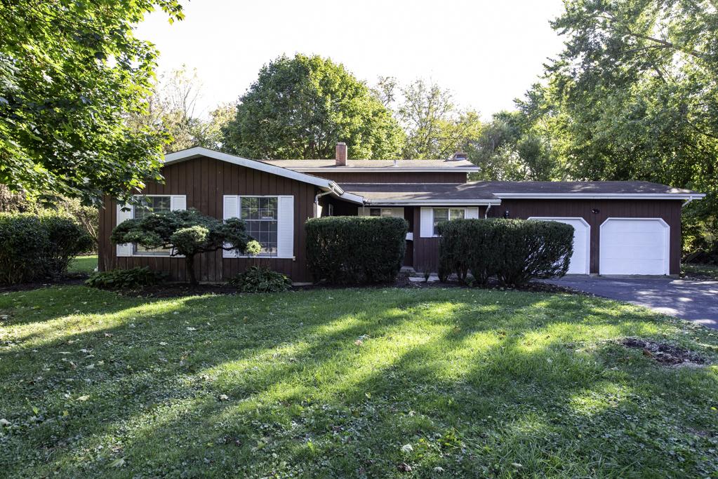 16675 W Applewood Ct., Gurnee, IL 60031