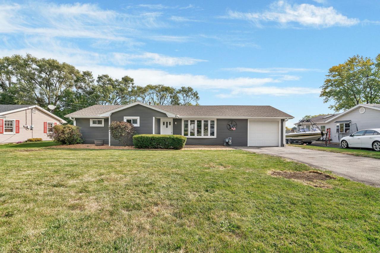 15035 Hartman Dr., Romeoville, IL 60446