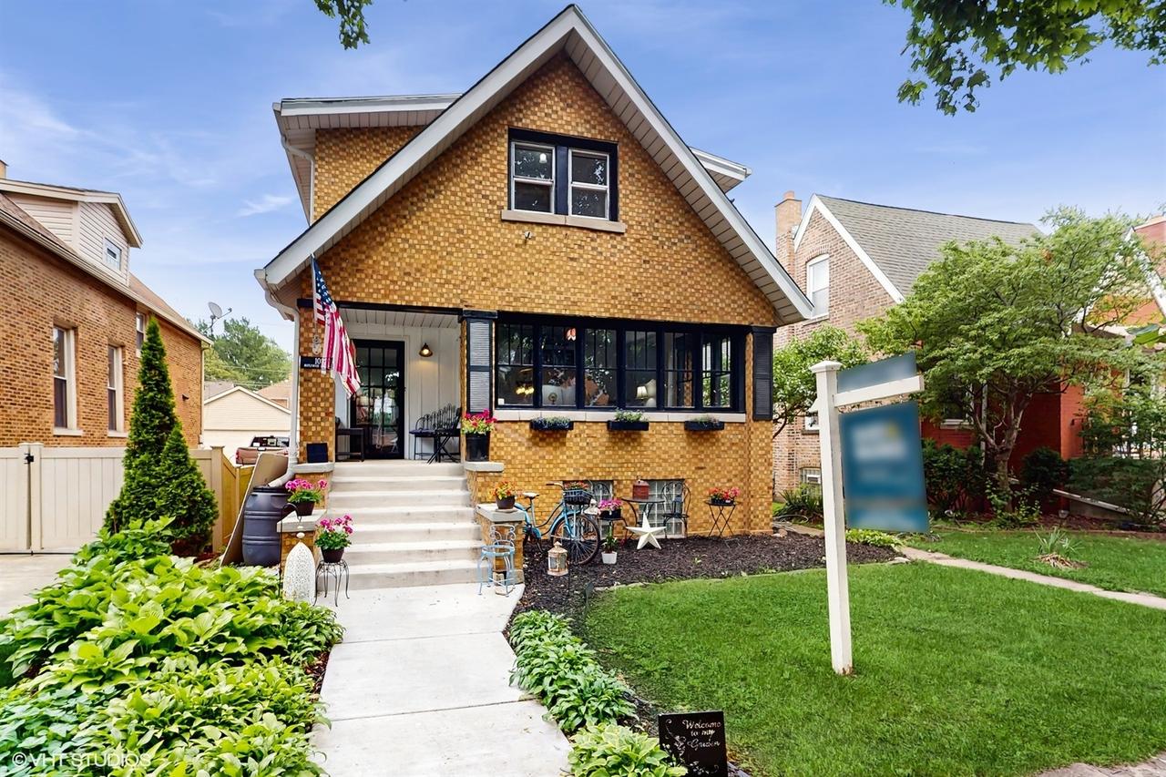 10829 S Maplewood Ave., Chicago, IL 60655