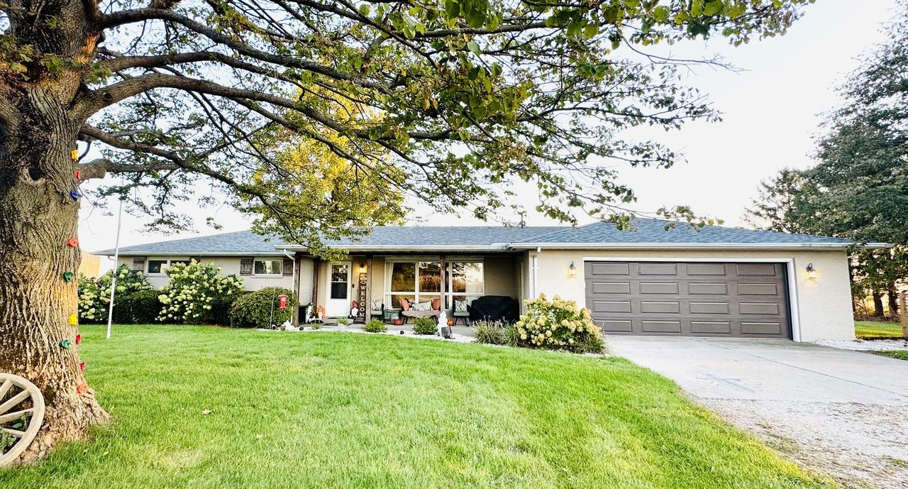 12944 Ospur Rd., Clinton, IL 61727