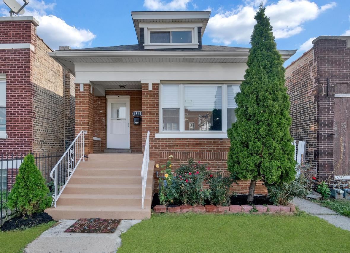 1541 S 50th Ave., Cicero, IL 60804