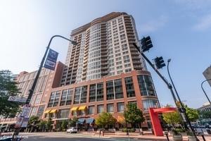807 Davis St. #1609, Evanston, IL 60201