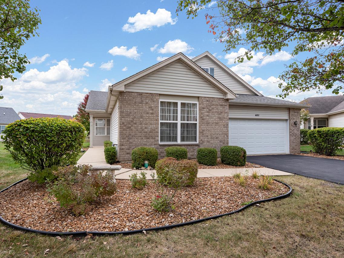 16937 Amherst Ct., Lockport, IL 60441