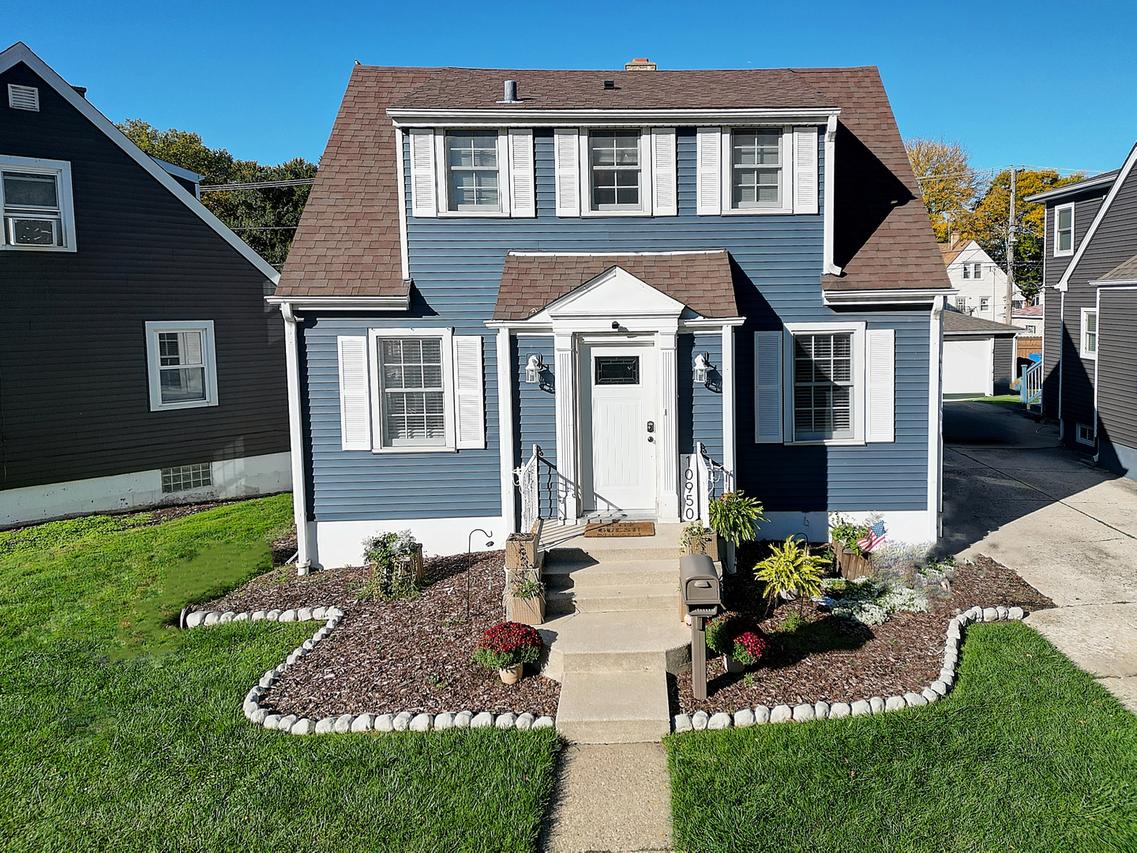 10950 S Homan Ave., Chicago, IL 60655